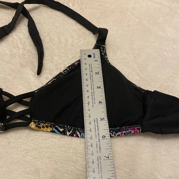 Mossimo Supply Co. Multicolor Geometric Bikini Top - Picture 12 of 15